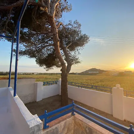 Eirini's House - Mikri Vigla, Nr Beach 米科利维亚